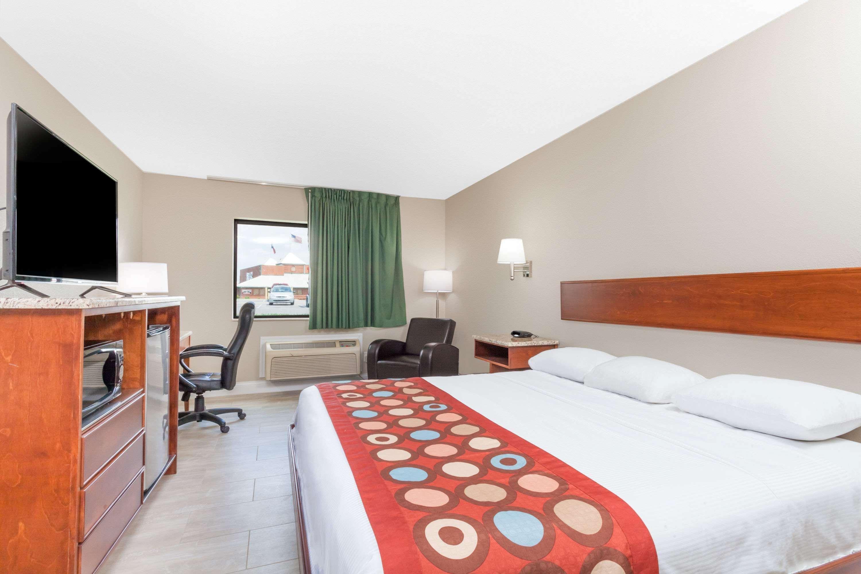 מלון Super 8 By Wyndham אוונסבורו מראה חיצוני תמונה